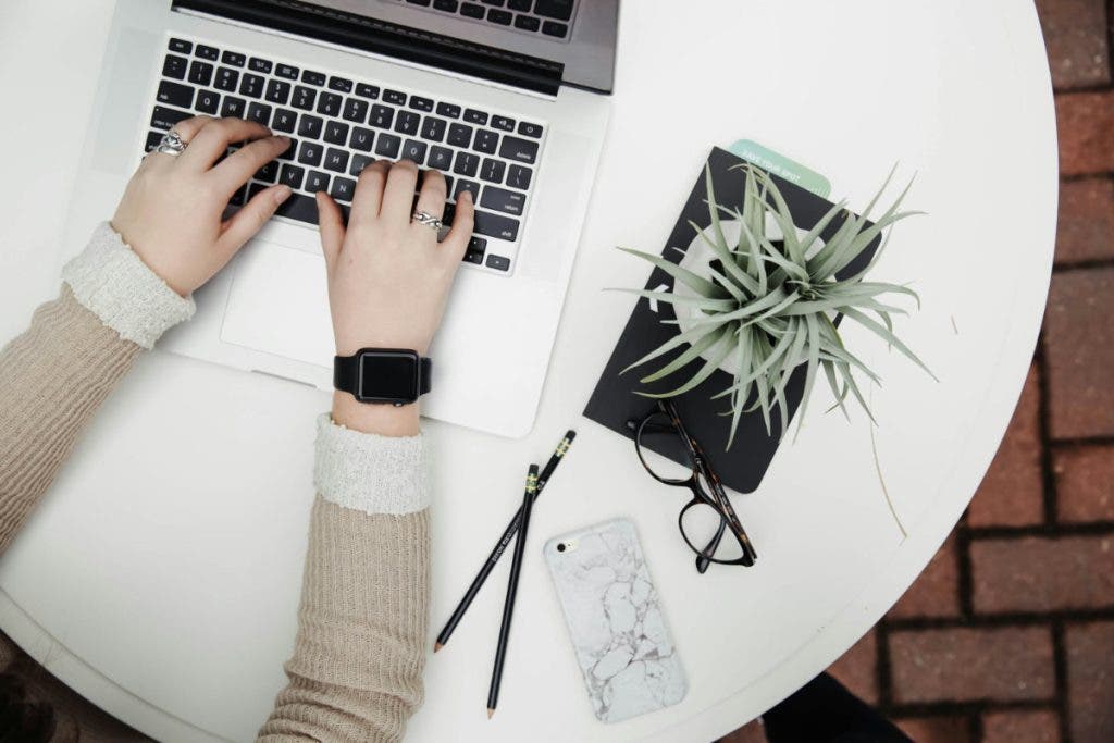 A smart watch is one of the essential gadgets for mom.