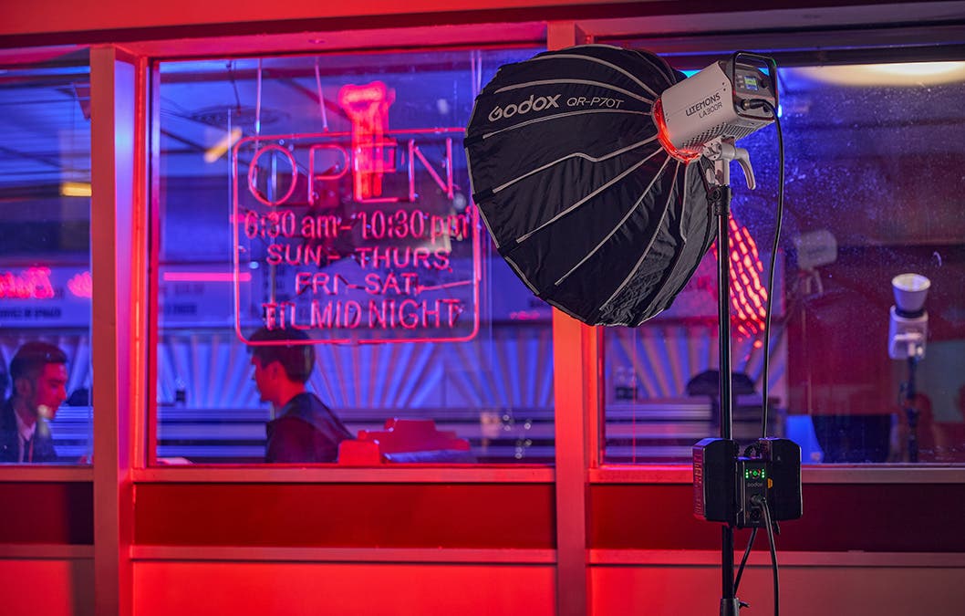 LA150R LA300R LA300Bi Litemons video lights from godox