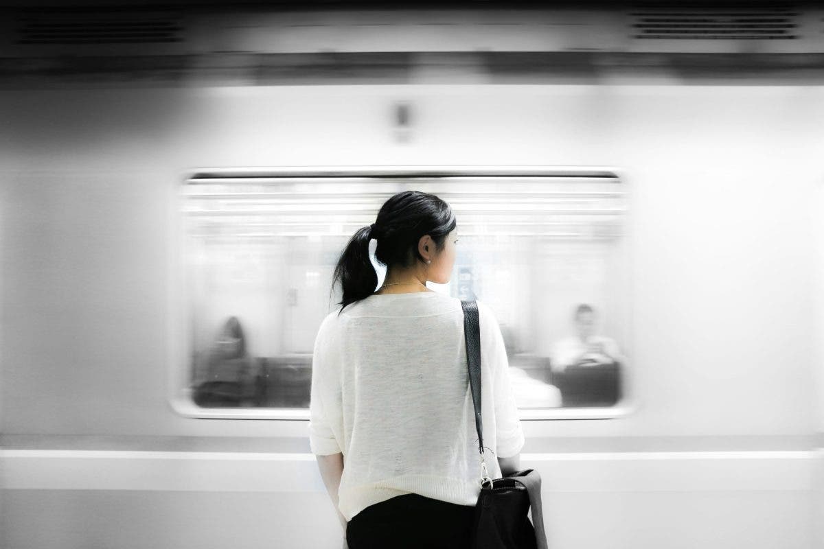 street photographer snaps photo of anonymous girl