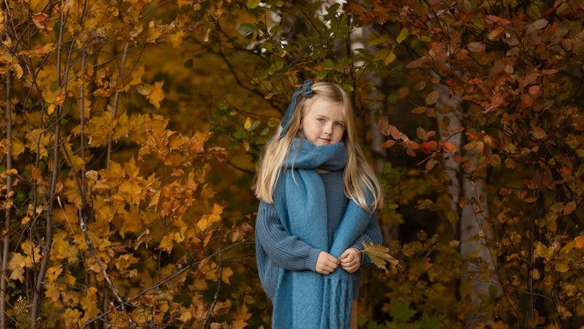 Photo of a young girl captured with SIGMA 56mm RF
