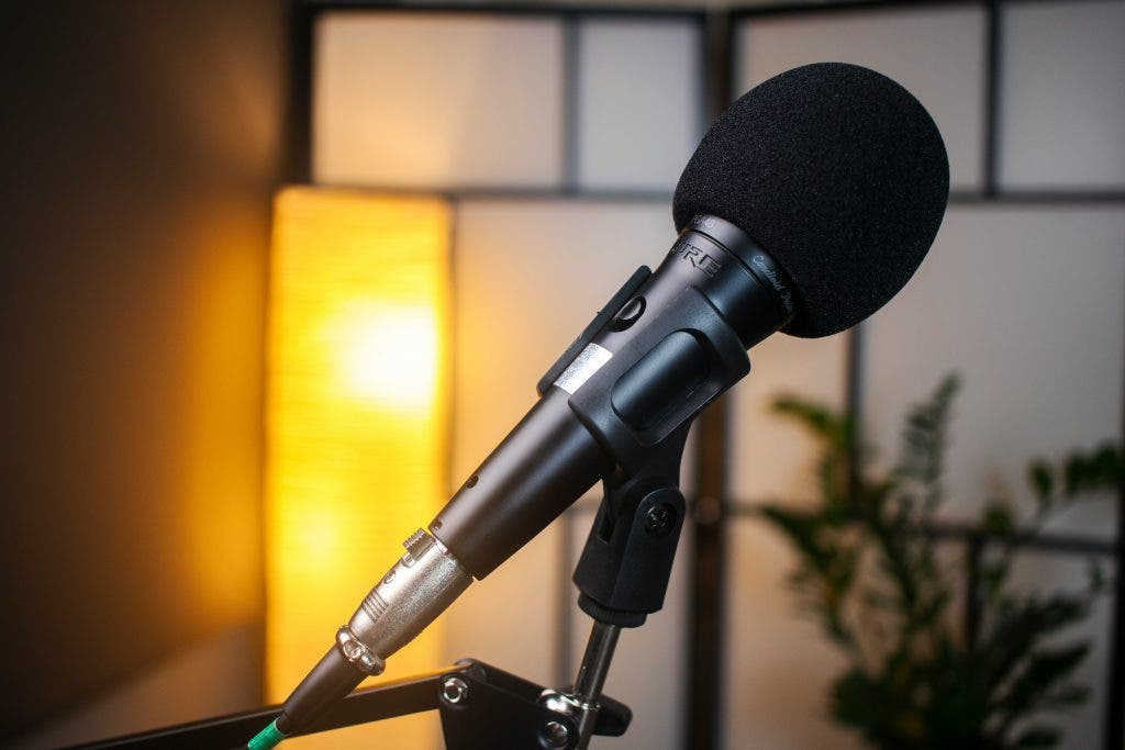 sample photo of a microphone