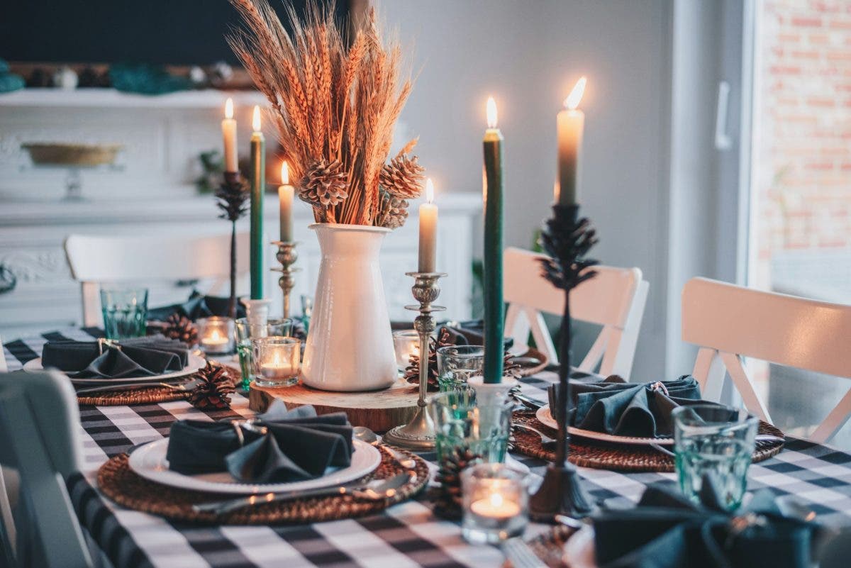 a sample on how to capture family gatherings