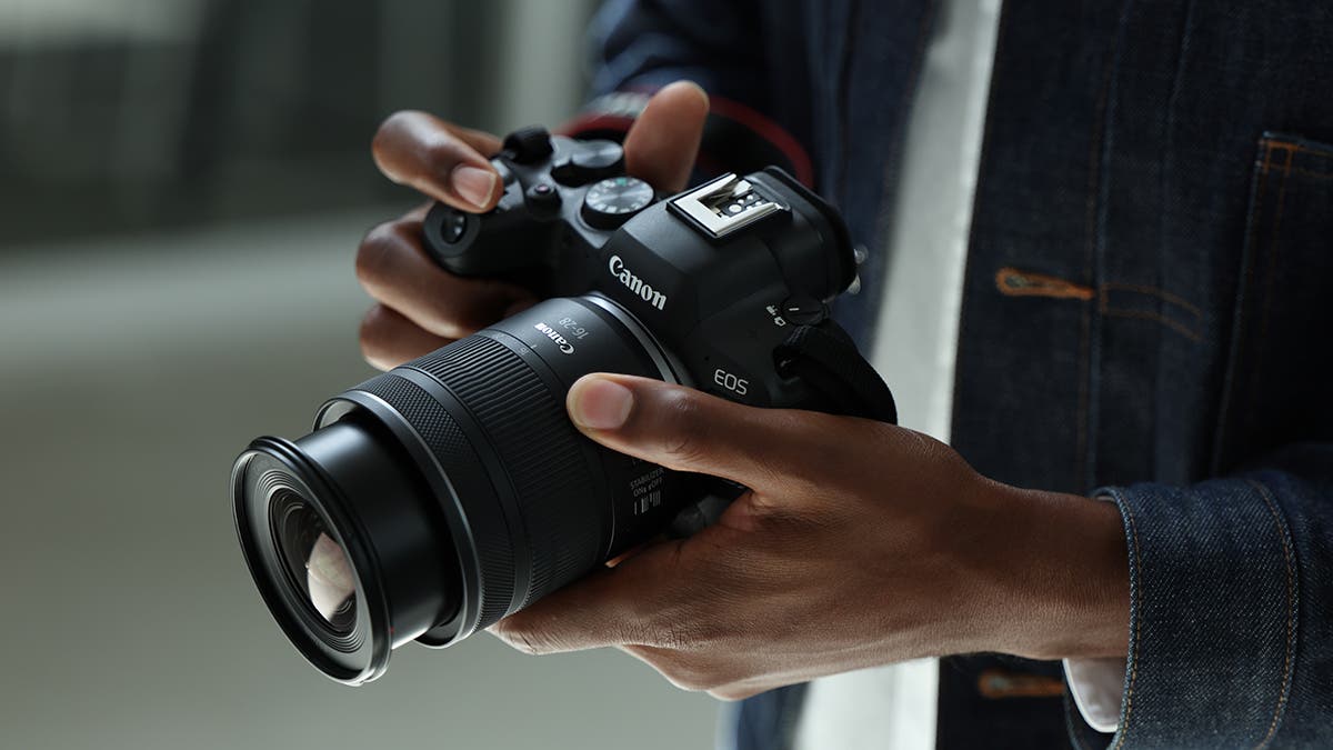 Canon RF16-22 f2.8 IS STM