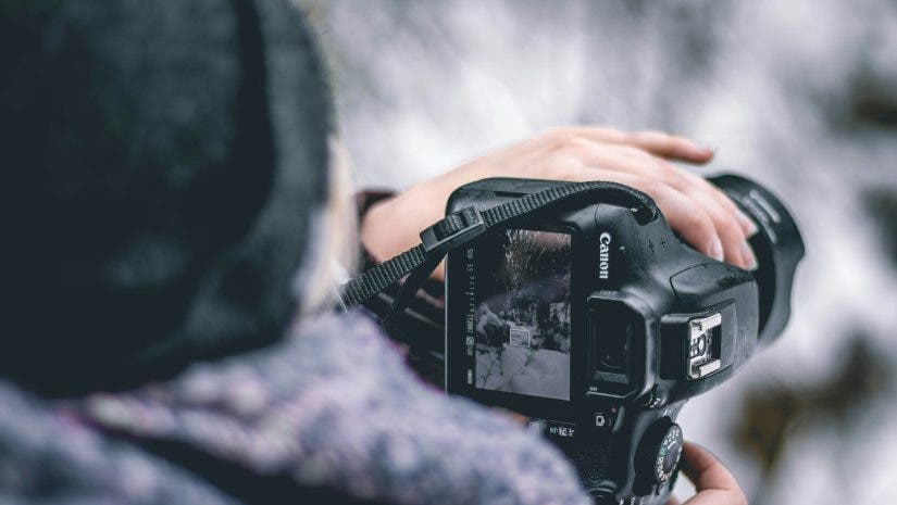 photographer whose an expert on camera protection in the winter