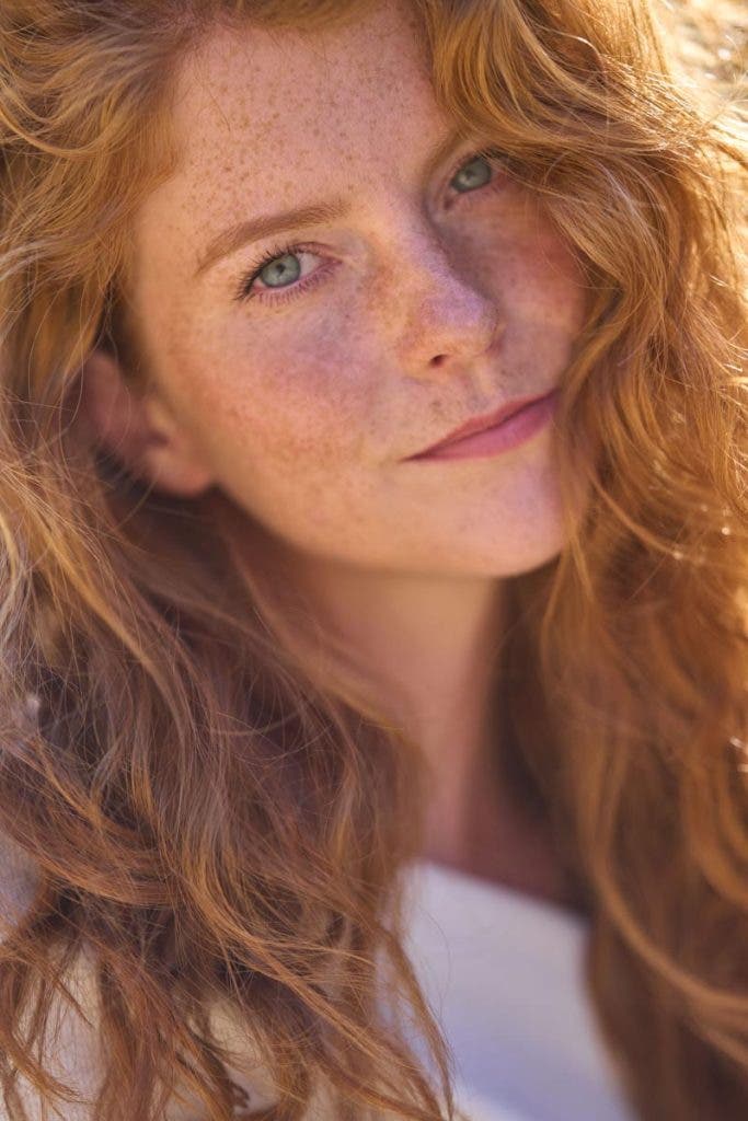 Natural light portrait outdoor (Photo by Tony Gale)
