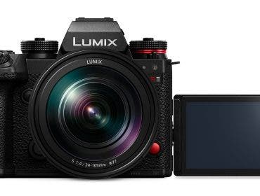 LUMIX S1RII Front View
