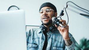 Dynamic vs. Condenser Mic: How to Choose - Adorama