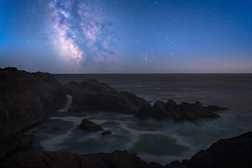 wide-angle astrophotography image