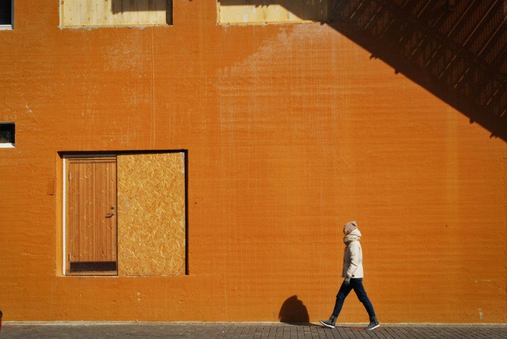 A street photography image that showcases photo composition