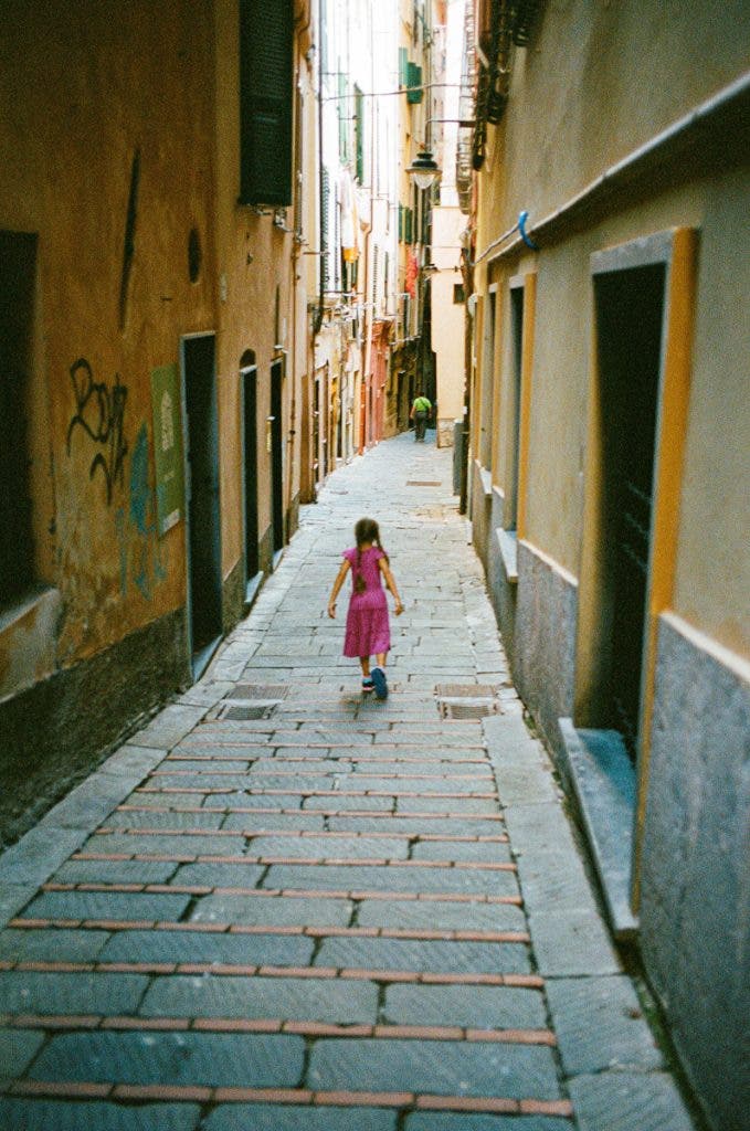 Capturing travel moments