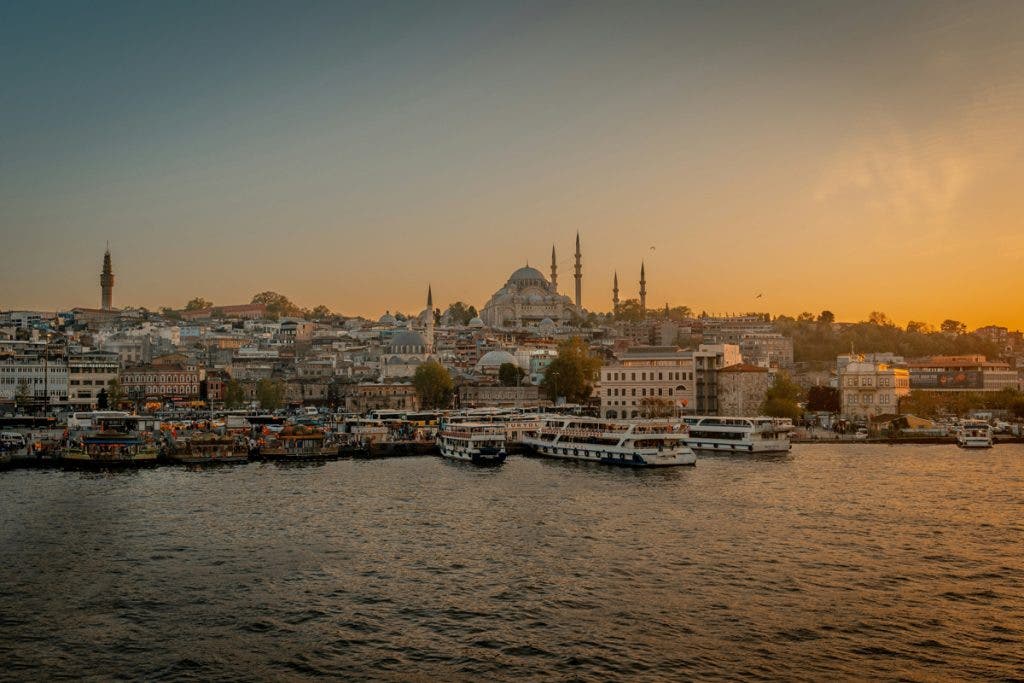 Photo by Ante Samarzija on Unsplash - Istanbul, Turkey
