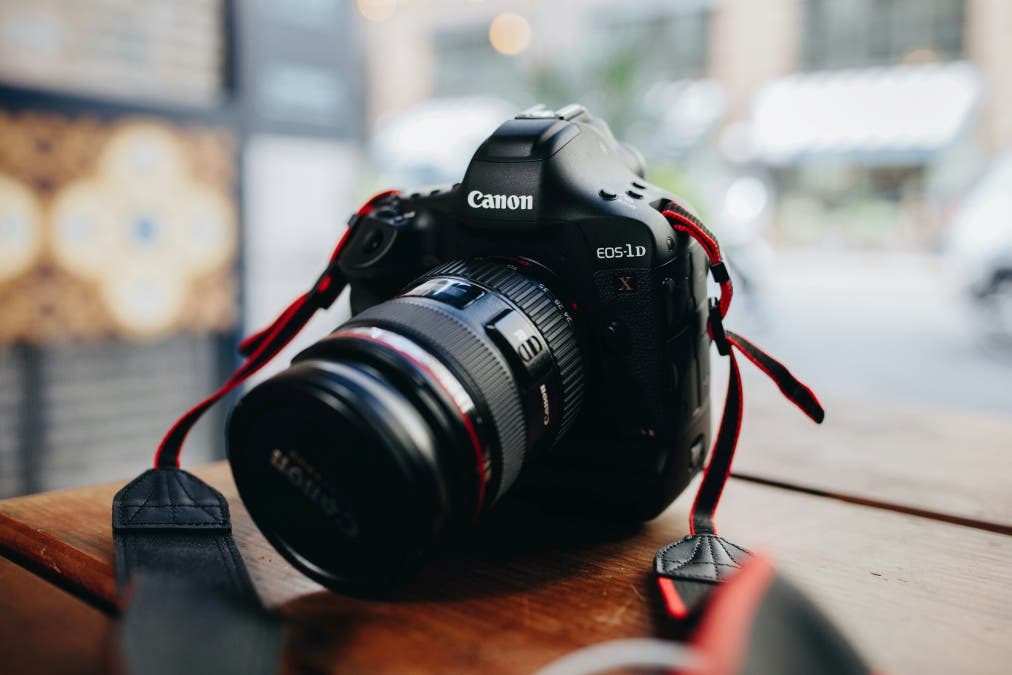 a closeup photo of a DSLR camera
