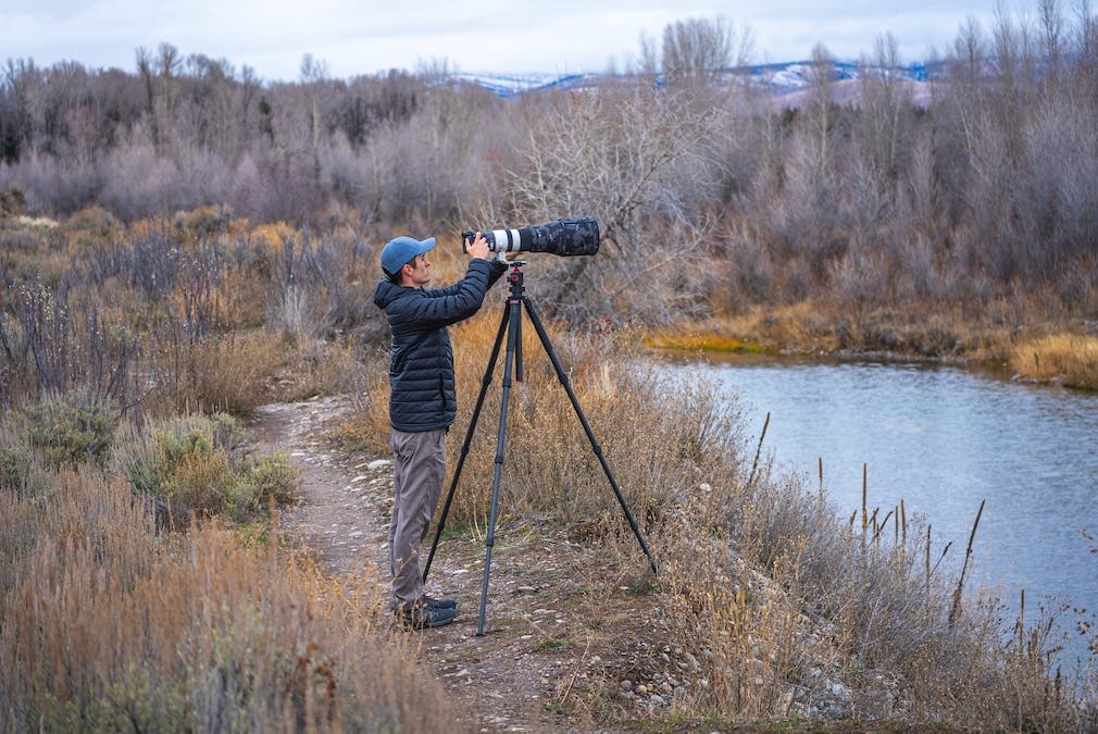 Even with a massive lens on top of the tripod at maximum height, the stability was still perfect, allowing me to capture tack-sharp images while not needing to worry about my lens and camera falling over.