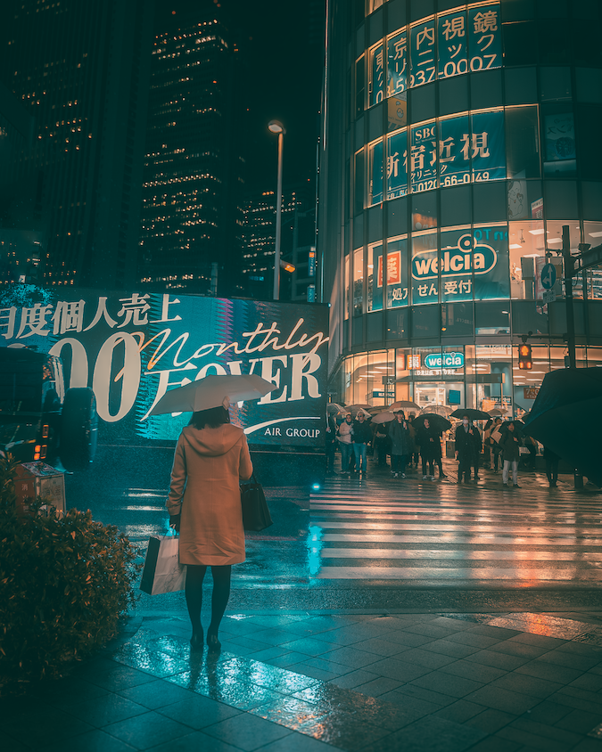 Following the trend of teal & orange in the street photography editing process, with a 4:5 crop for Instagram