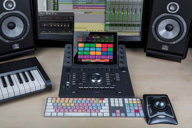 :pics:ProToolsDock_Stand_Alone.jpg