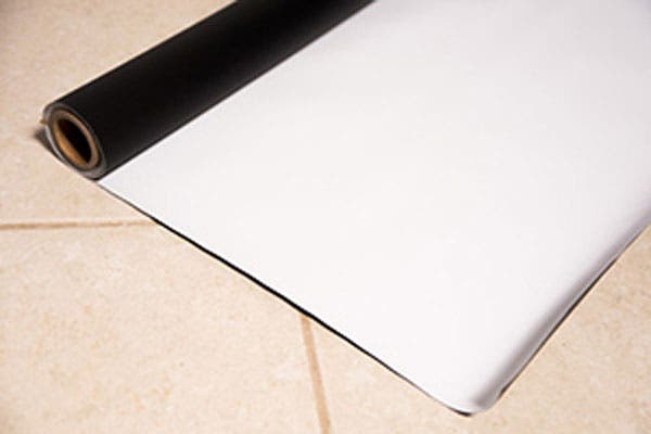Versatile 6-foot roll of vinyl