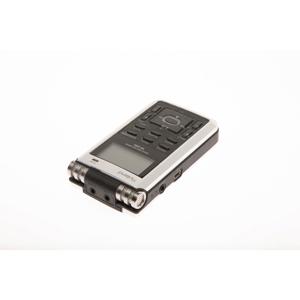 Used Edirol/Roland R-05 Portable 24-bit Digital Audio Recorder - SKU ...