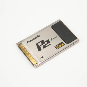 Panasonic 32GB P2 Card - AJ-P2E032XG | Achetez sur
