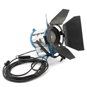 Arri Studio 1000 - Projecteur Lentille Fresnel 1000 W Cinéma Arrilite
