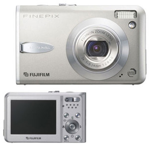 Fujifilm FinePix F30 Super CCD High Resolution Digital Camera, 6.3