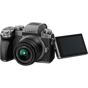 Panasonic LUMIX DMC-G7 Mirrorless with 14-42mm Lens, Silver
