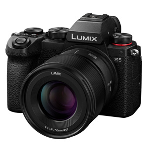 Panasonic LUMIX S 50mm f/1.8 Lens for L Mount S-S50 - Adorama Panasonic LUMIX S 50mm f/1.8 Lens for L Mount S-S50 - Adorama