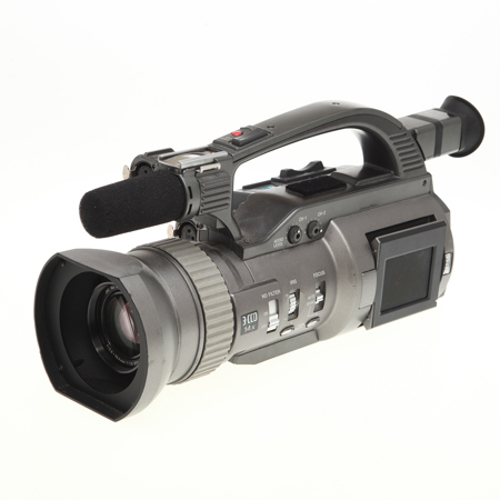 JVC DV300U 1/3" 3-CCD DV Steamcorder - SKU#1253476