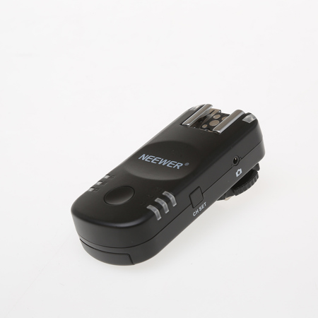 Neewer 2.4GHz 7-Channel Wireless Remote Flash Trigger Transceiver Single for Canon DSLR Cameras