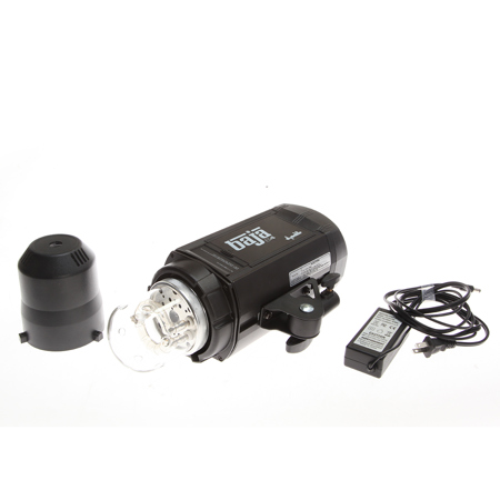 Dynalite Baja B4 Battery-Powered Monolight - SKU#1404444