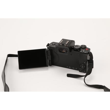 Panasonic Lumix DC-G100 Mirrorless Camera Black