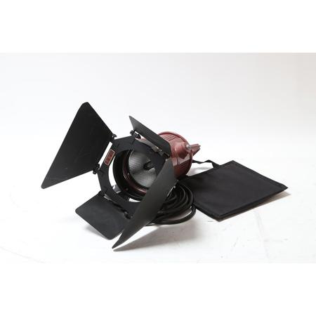 Mole-Richardson Teenie-Mole 650 Watt Focusing Flood Light - TYPE 4051 SKU1518172