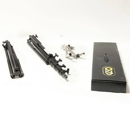 Kino Flo Dual Diva-Lite 201 Fixtures with Flight Case Kit - SKU#1590937