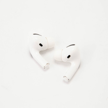 Apple AirPods Pro with Wireless Charging Case - SKU#1596929