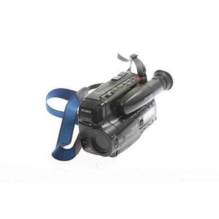 Sony CCD-TR71 HANDYCAM Video8 Camcorder - SKU#1598495