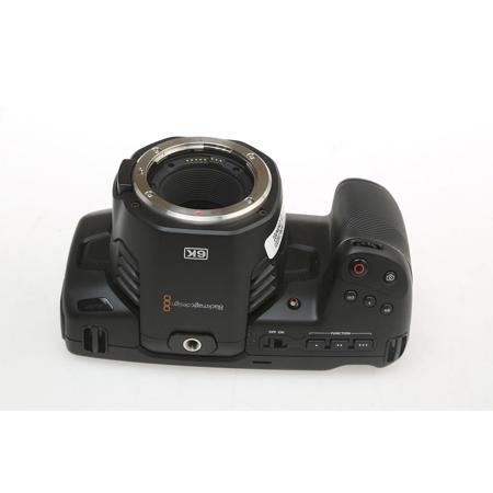 Blackmagic Pocket Cinema Camera 6K G2 + (2x batterie + 1x CFAST 128-Occasion