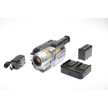 sony handycam vision hi8 560x