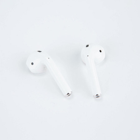 Apple AirPods (2019) with Wireless Charging Case - SKU#1635560