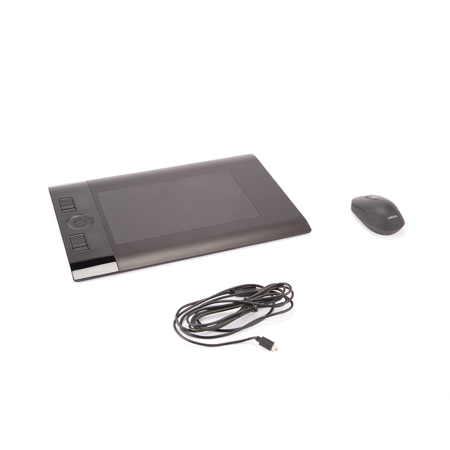 Wacom Intuos4 Medium Tablet - SKU#1640229