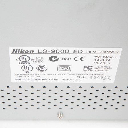 Nikon Super Coolscan 9000-ED Multi-Format Film Scanner