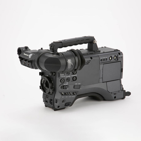 Panasonic AG-HPX500 2/3" P2 Camcorder Kit with 1.5 B/W Viewfinder - SKU#1663258