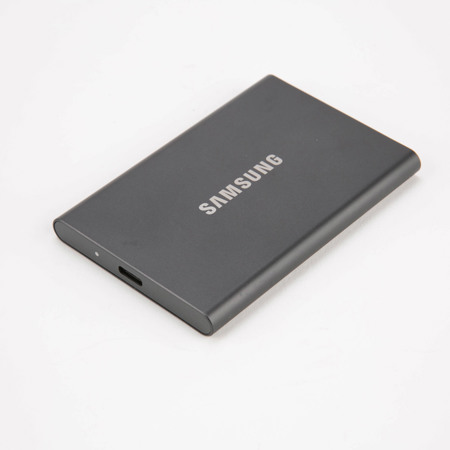 Samsung T7 1TB USB 3.2 Portable SSD - SKU#1673122