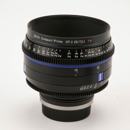 Zeiss 25mm T2.1 CP.3 Compact Prime Cine Lens (Feet) with Canon EF Mount #1673388