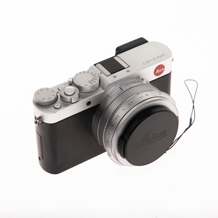 Leica D-Lux 7 Digital Camera - Silver