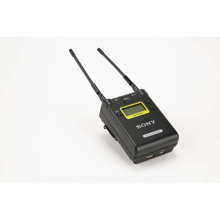 Sony URX-P03D 2-Channel Portable Wireless Receiver for UWP-D Microphone System, Dynamic Switching Diversity, UHF Channels 25/36: 536 to 608MHz