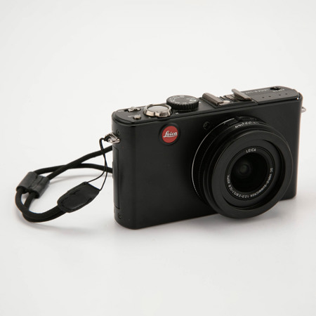 Leica D-LUX 4 Compact Digital Camera, 10.1MP, with 2.5x LEICA DC VARIO-SUMMICRON Zoom Lens, 3" LCD Display, Black