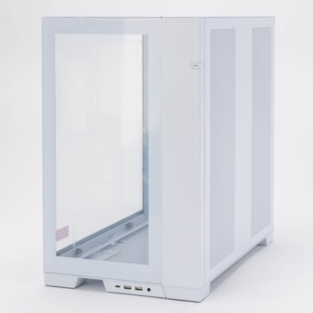 Lian-Li O11 Dynamic EVO ATX Mid Tower Tempered Glass Computer Case, White