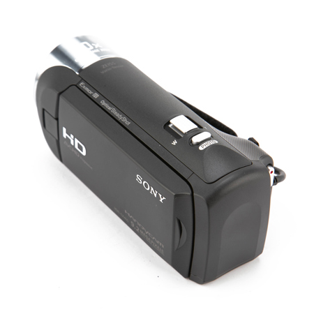 Sony HDR-CX405 Full HD 60p Camcorder, 2.3MP Sensor, 1.9-57mm Focal Length, f/1.8 - f/4 Maximum Aperture, 30x Optical Zoom, Black