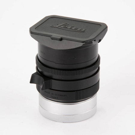 Leica 35mm f/1.4 Summilux-M ASPH FLE Lens, Black, #11663