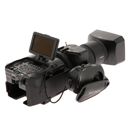 Sony NEX-FS700RH NXCAM 4K Super 35 Camcorder with 18-200mm PZ OSS Lens #1700625