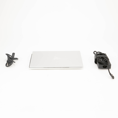 Razer Blade 14" QHD+ 240Hz Gaming Notebook Computer - Mercury White SKU#1703615